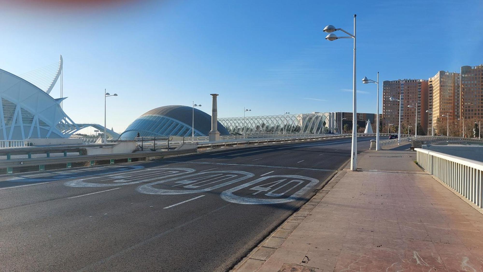 Lyesblb Aparthotel Valencia Bagian luar foto