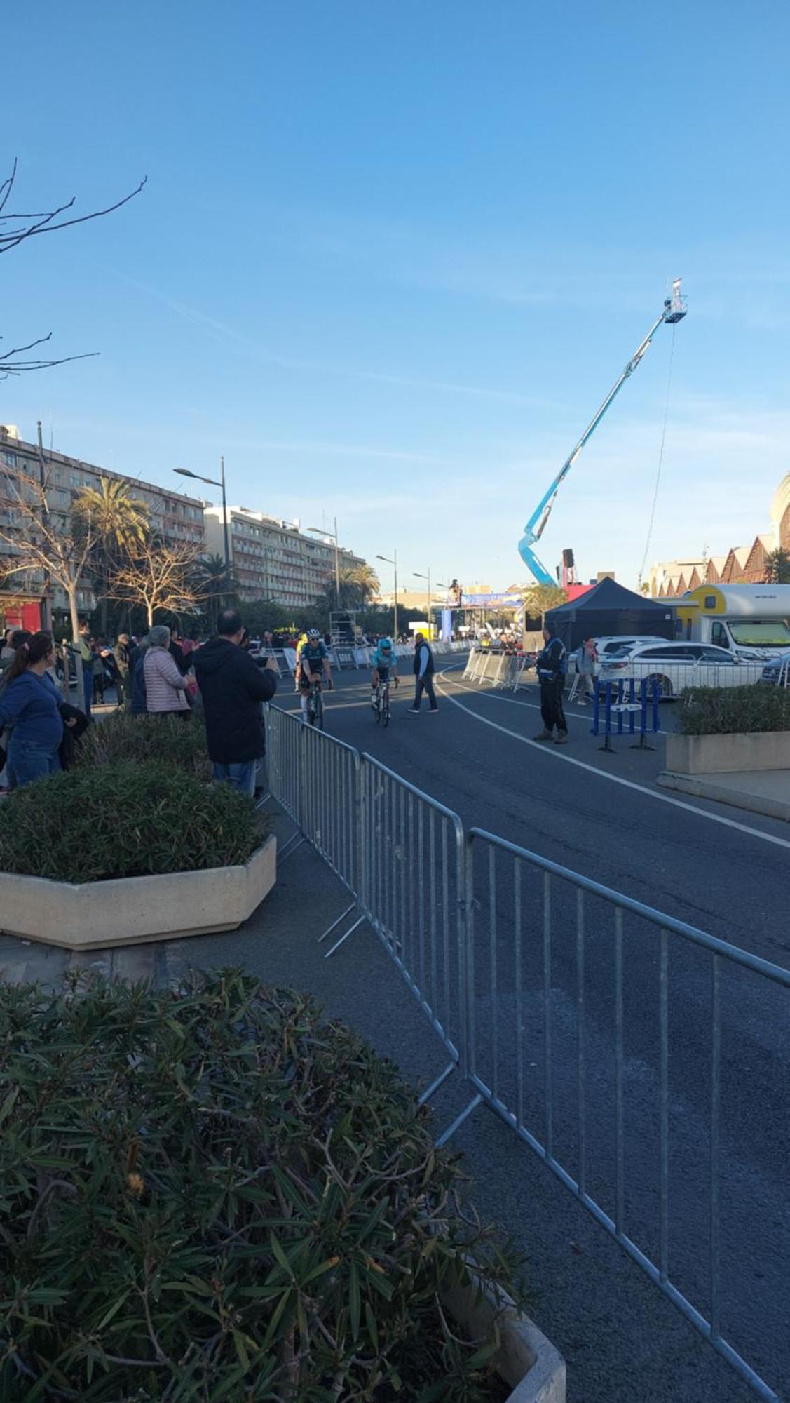 Lyesblb Aparthotel Valencia Bagian luar foto